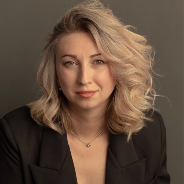 Карина Самарина