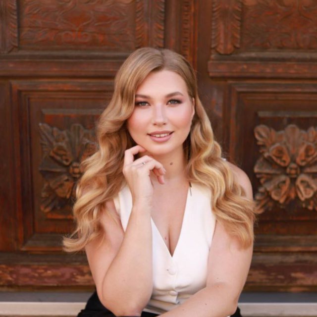 Анна Христюк
